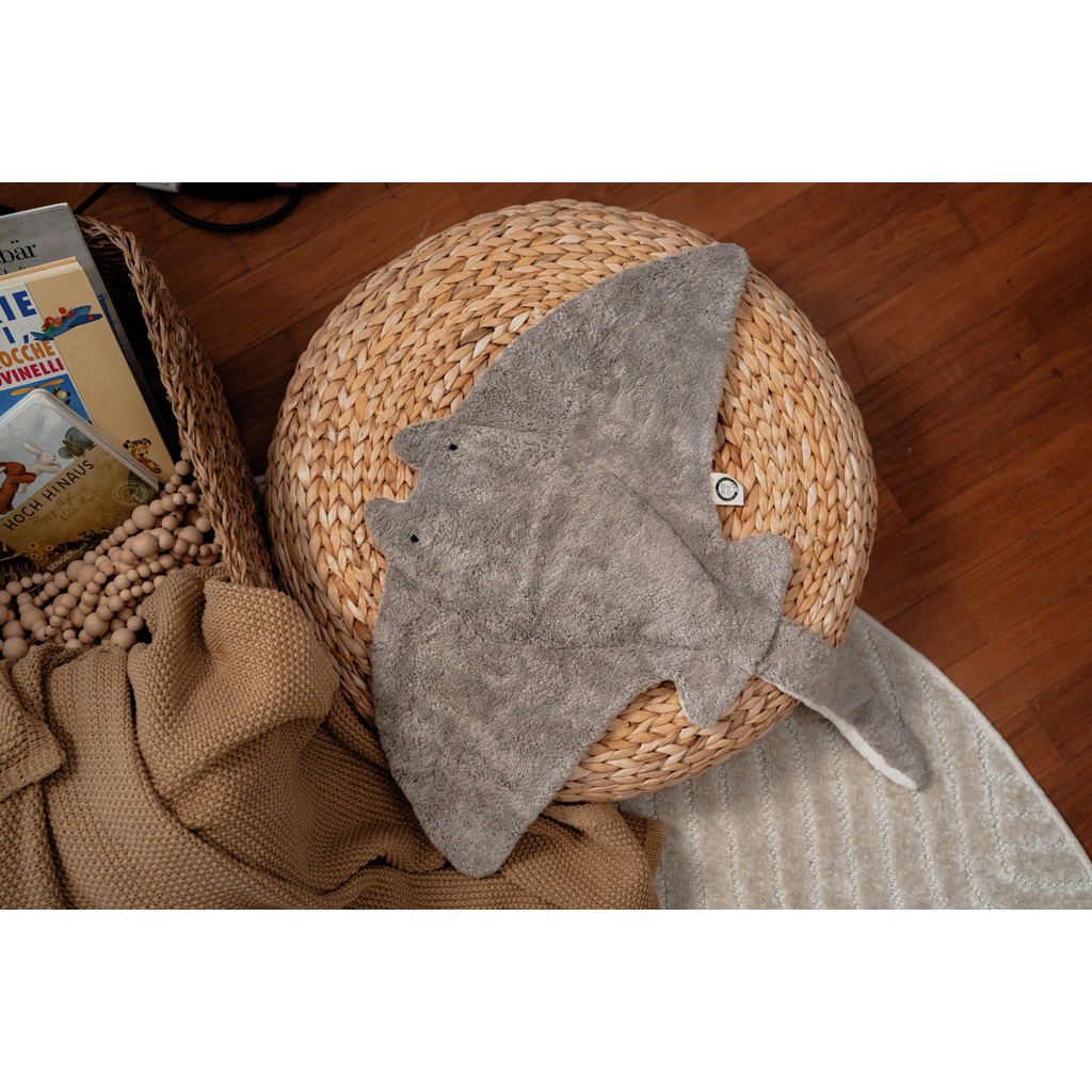 Cuddly Animal Manta large | grey Cuddly Animal Manta large | grey